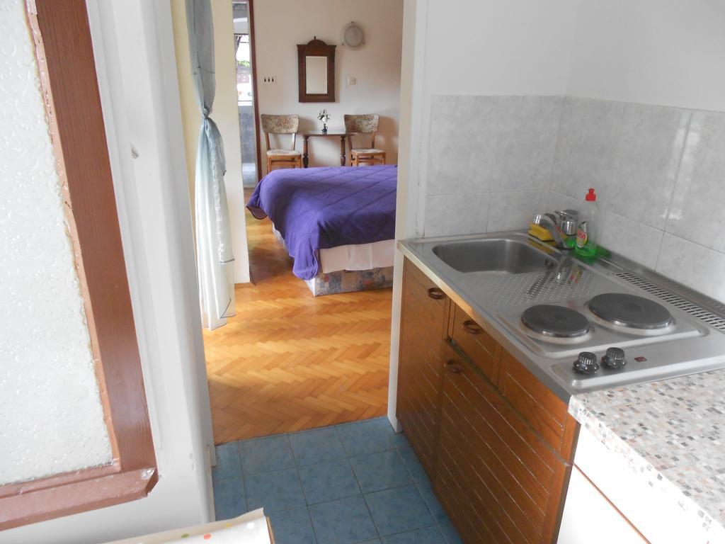Guesthouse Kuca Na Sterne ลอฟราน ห้อง รูปภาพ