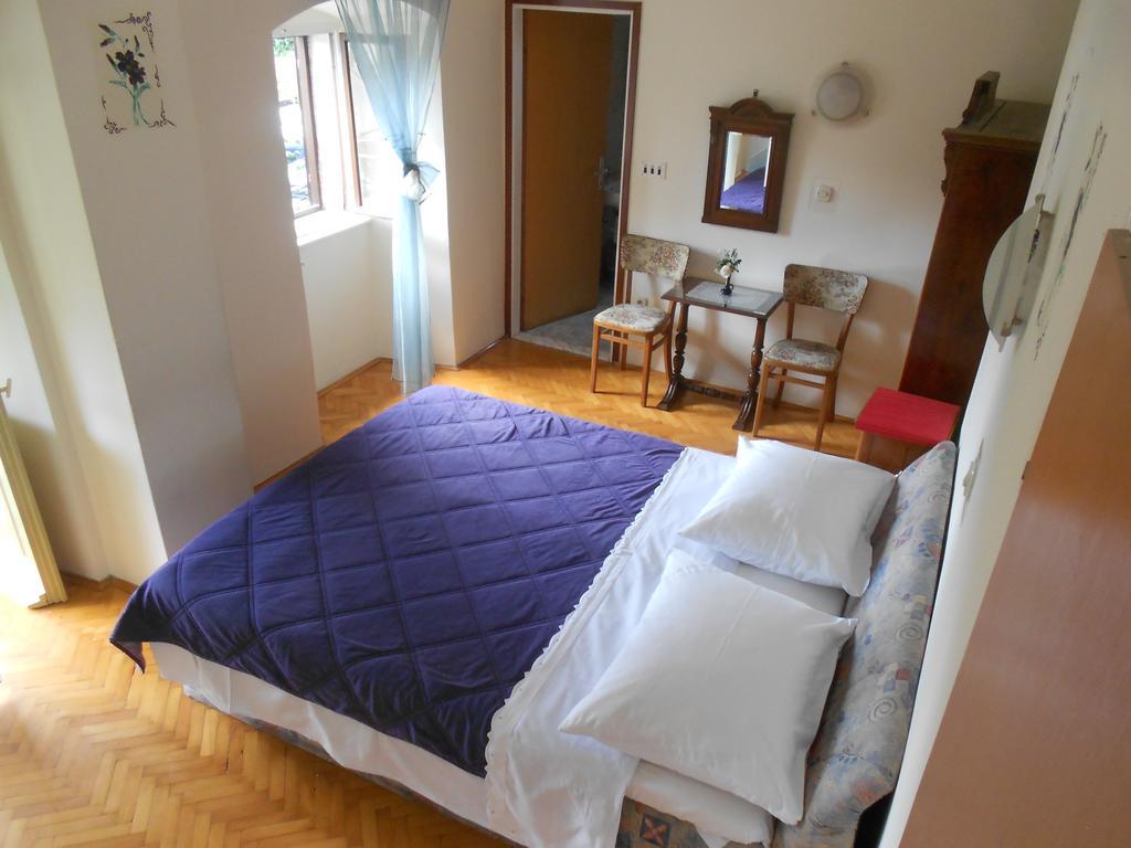 Guesthouse Kuca Na Sterne ลอฟราน ห้อง รูปภาพ