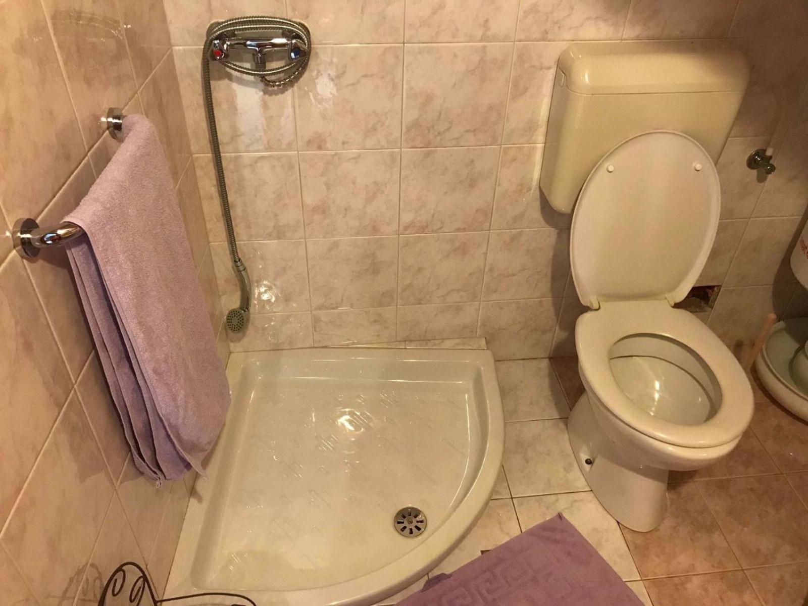 Guesthouse Kuca Na Sterne ลอฟราน ภายนอก รูปภาพ